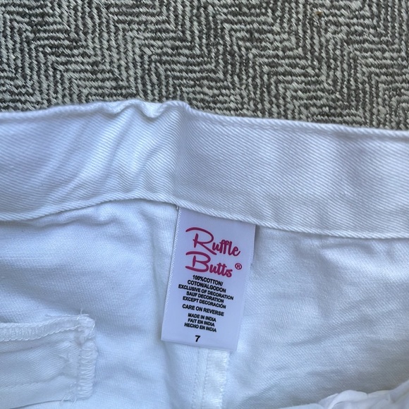 EUC Ruffle Butts Short Set - Picture 3 of 6